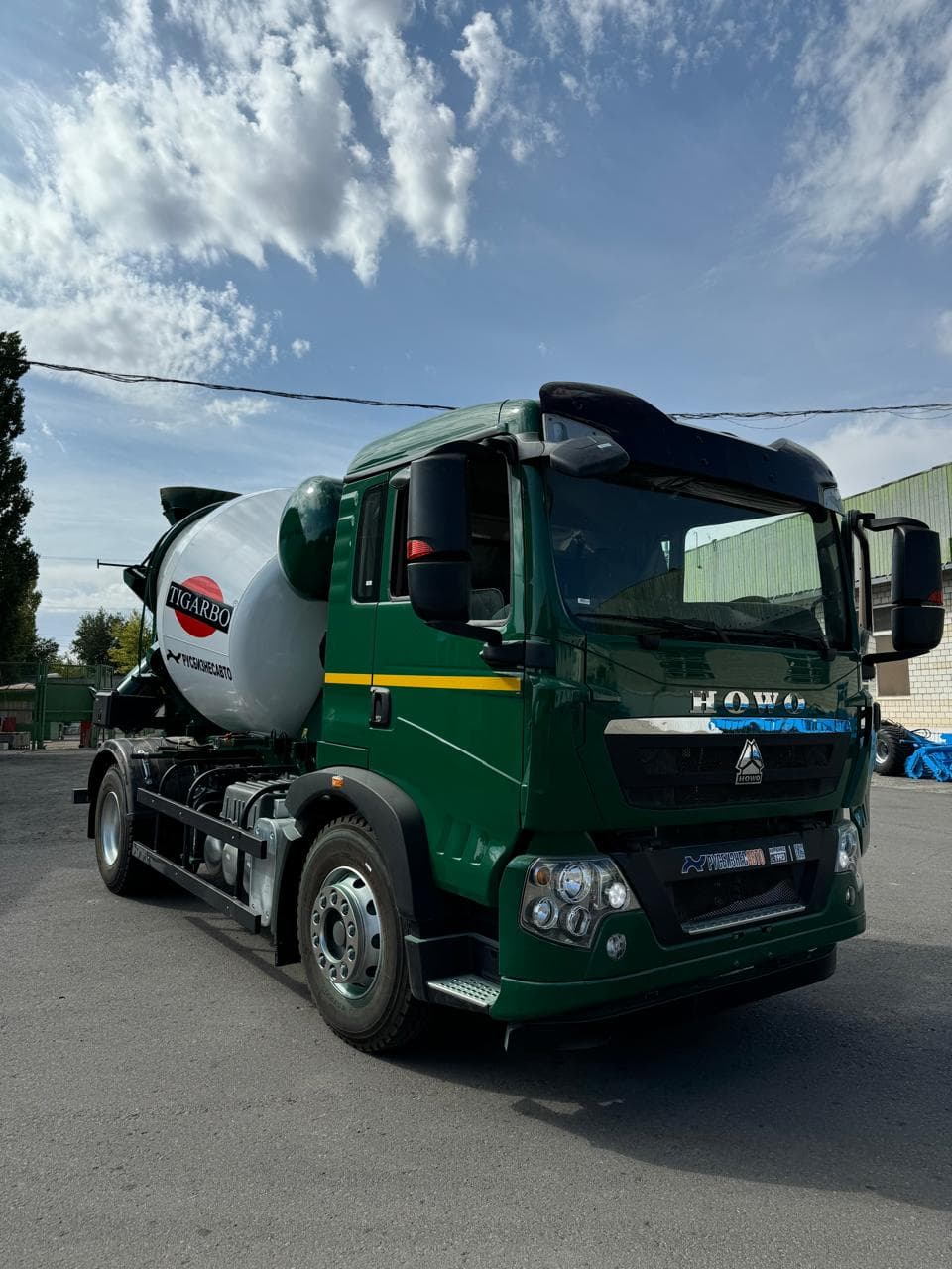 АБС 10 м³ на шасси HOWO с барабаном TIGARBO